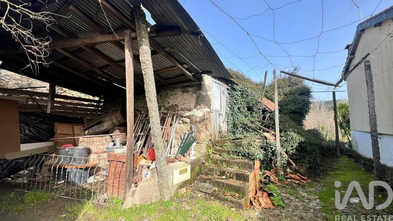Moradia para Venda em Telões Foto 9