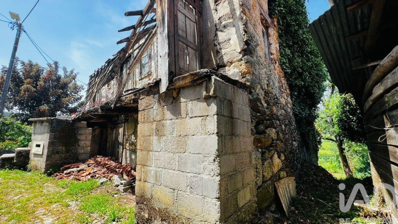 Moradia para Venda em Telões Foto 22