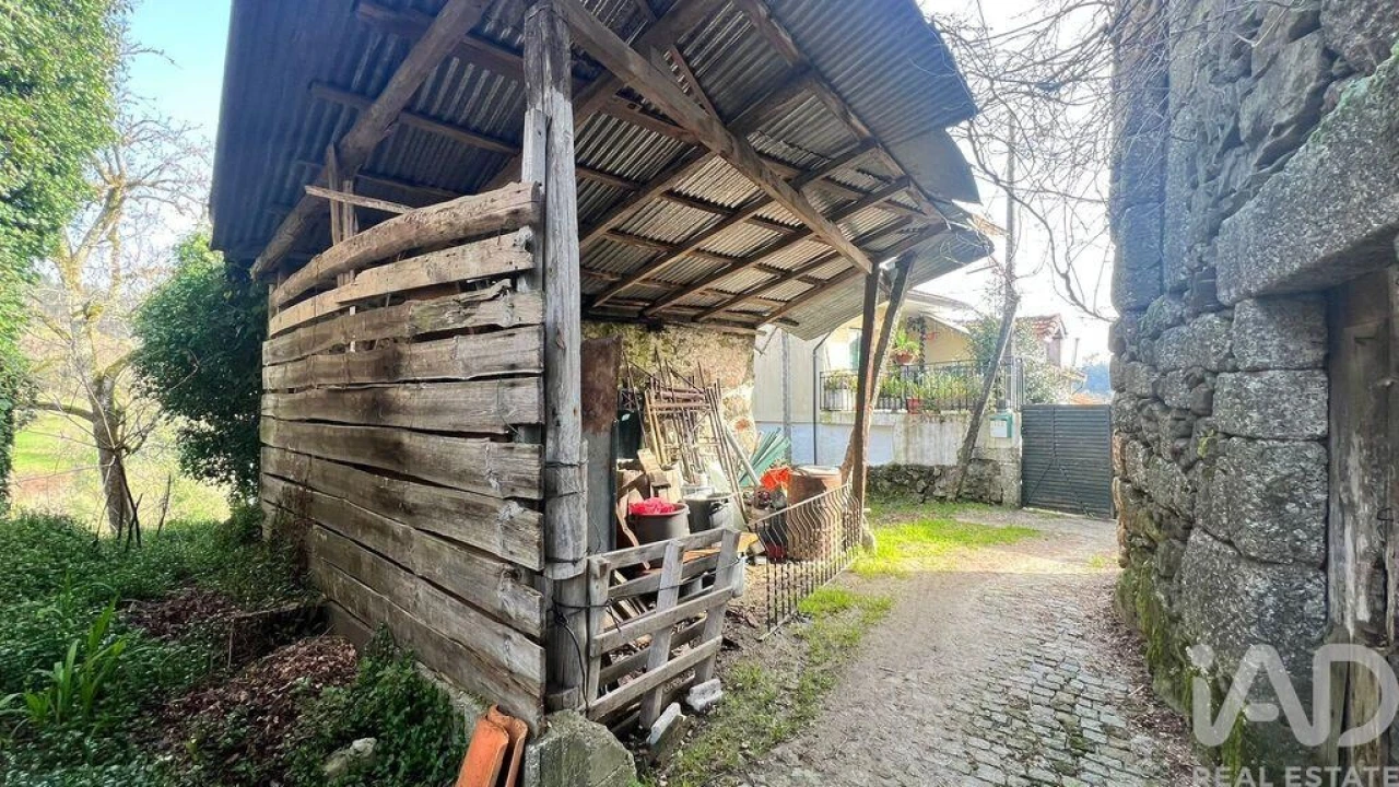 Moradia para Venda em Telões Foto 7