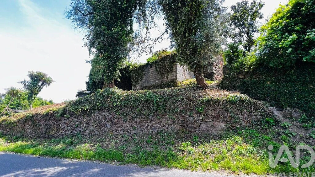 Moradia para Venda em Telões Foto 1