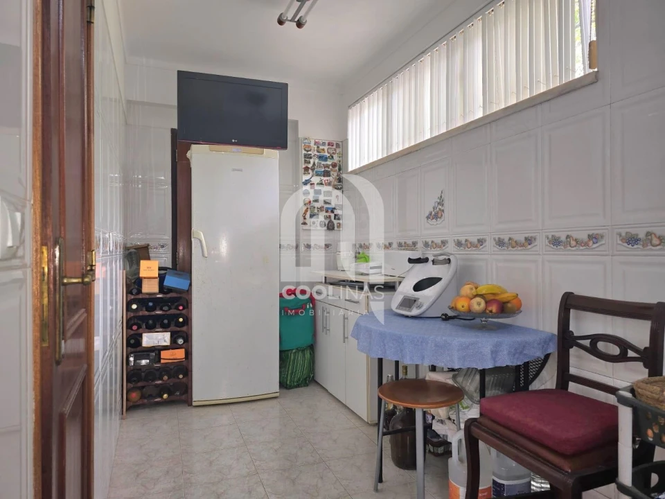 Apartamento T4 para Venda em Caparica e Trafaria Foto 9