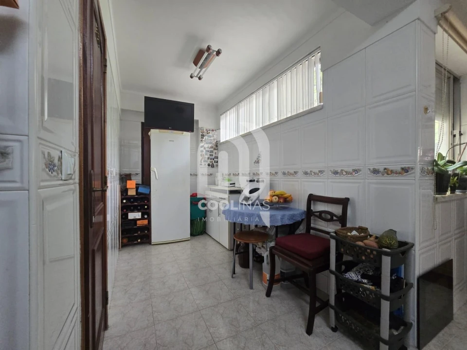 Apartamento T4 para Venda em Caparica e Trafaria Foto 7