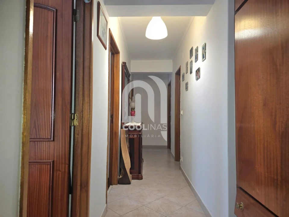 Apartamento T4 para Venda em Caparica e Trafaria Foto 17