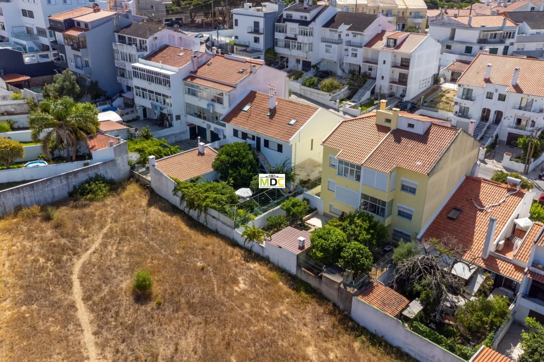 Moradia T5 para Venda em Charneca de Caparica e Sobreda Foto 6