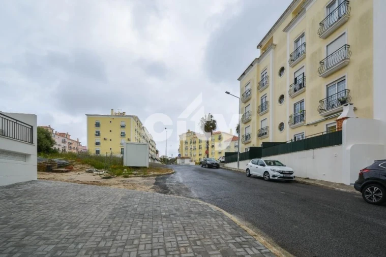 Apartamento T4 para Venda em Mafra Foto 24
