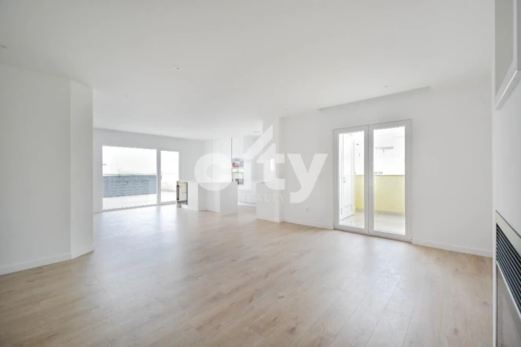 Apartamento T4 para Venda em Mafra Foto 5