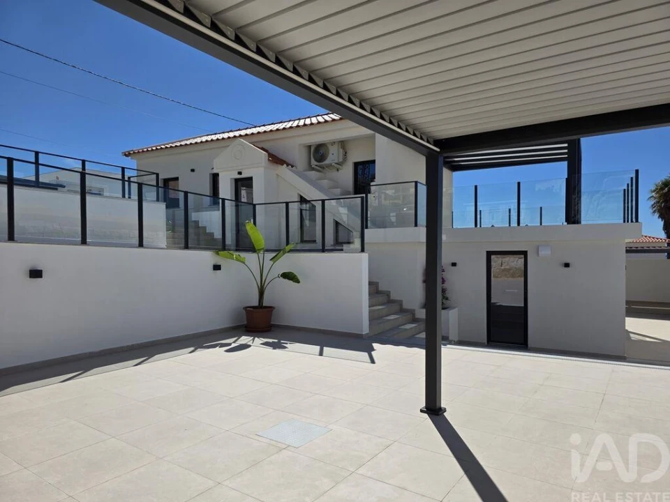 Moradia T3 para Venda em Lourinhã e Atalaia Foto 8