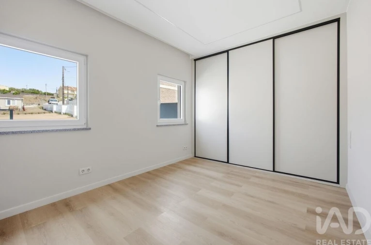 Moradia T3 para Venda em Lourinhã e Atalaia Foto 15
