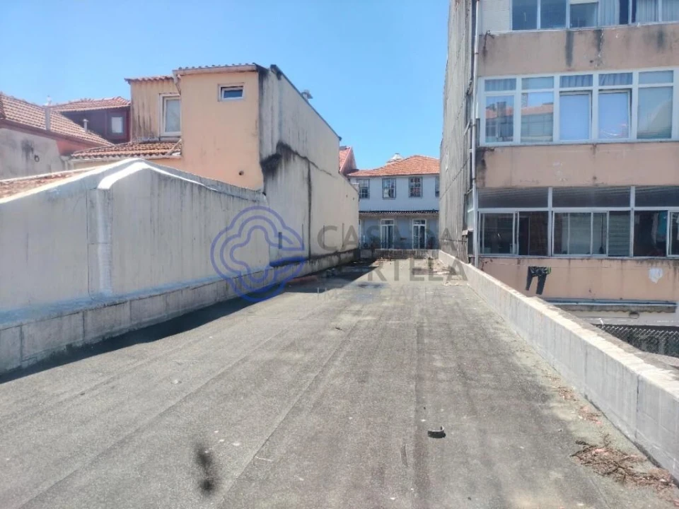Prédio para Venda em Cedofeita, Santo Ildefonso, Sé, Miragaia, São Nicolau e Vitória Foto 23