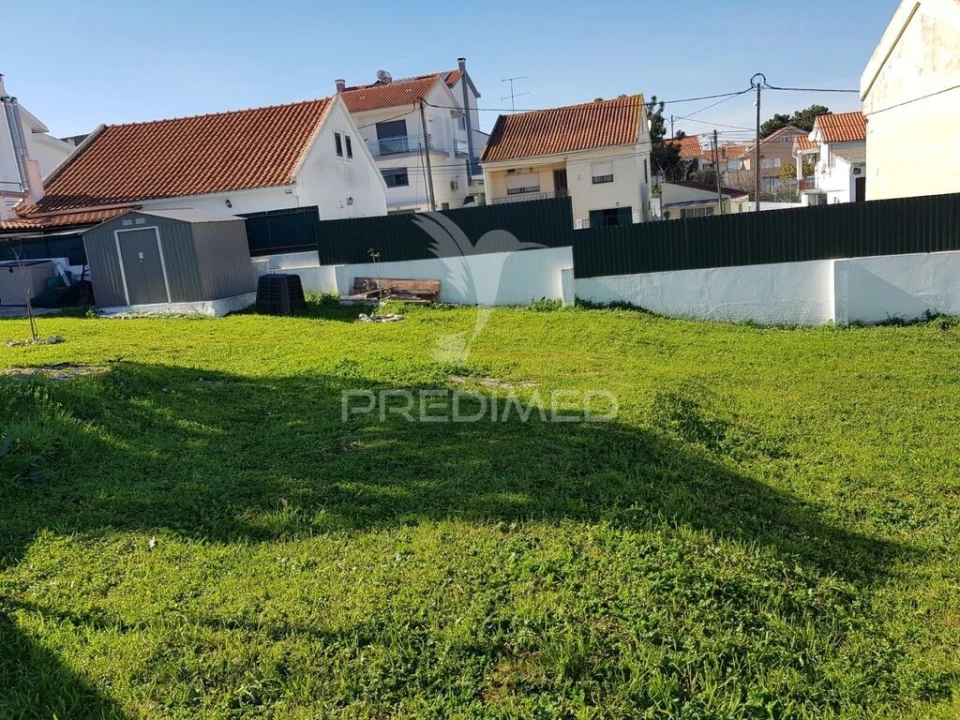 Terreno para Venda em Charneca de Caparica e Sobreda Foto 16