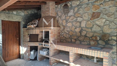 Moradia T4 para Venda em Chave