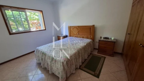 Moradia T4 para Venda em Chave