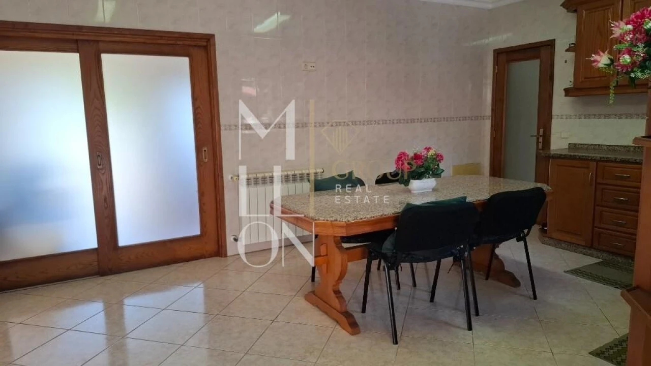 Moradia T4 para Venda em Chave Foto 13