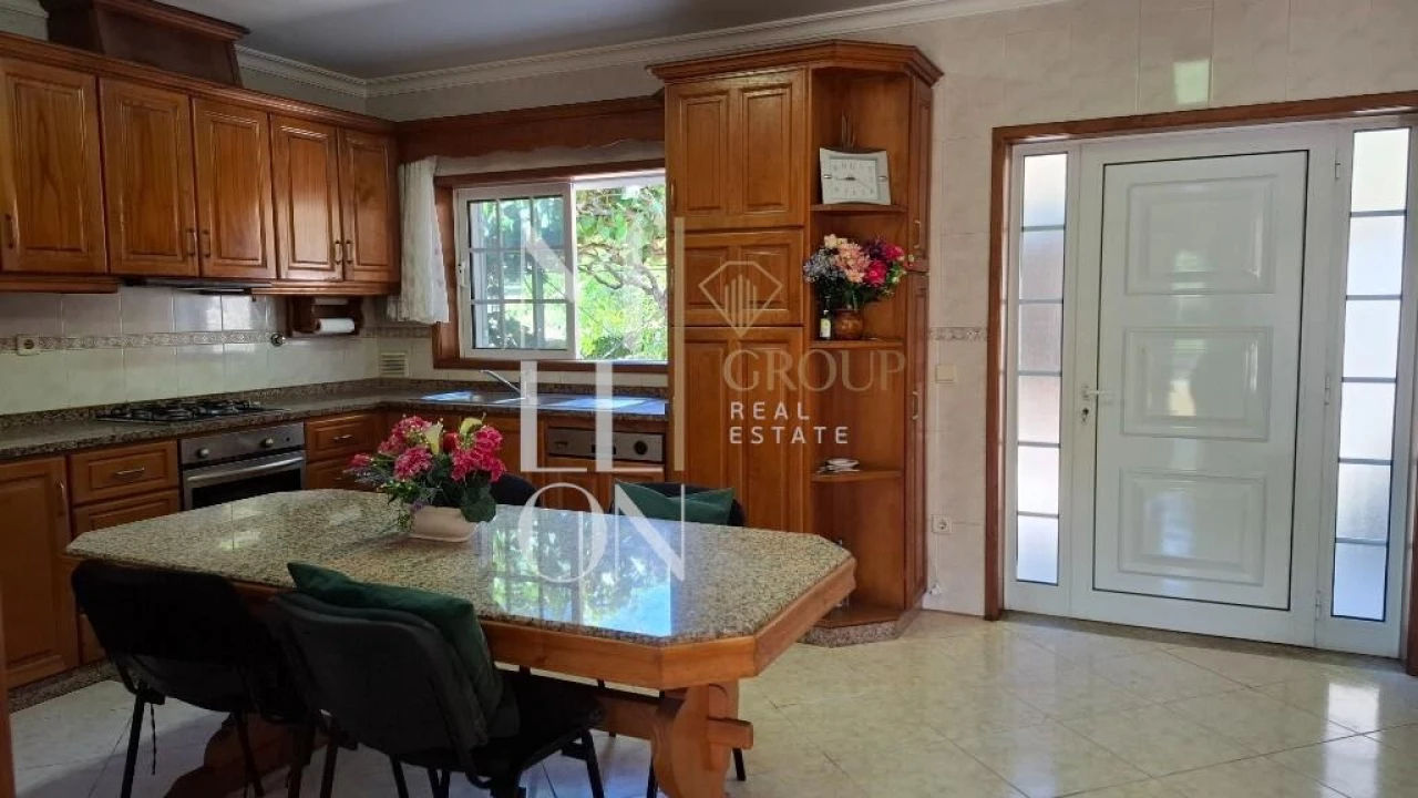 Moradia T4 para Venda em Chave Foto 9