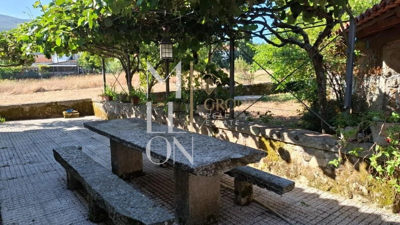 Moradia T4 para Venda em Chave Foto 5