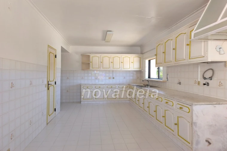 Moradia T5 para Venda em Cascais e Estoril Foto 37