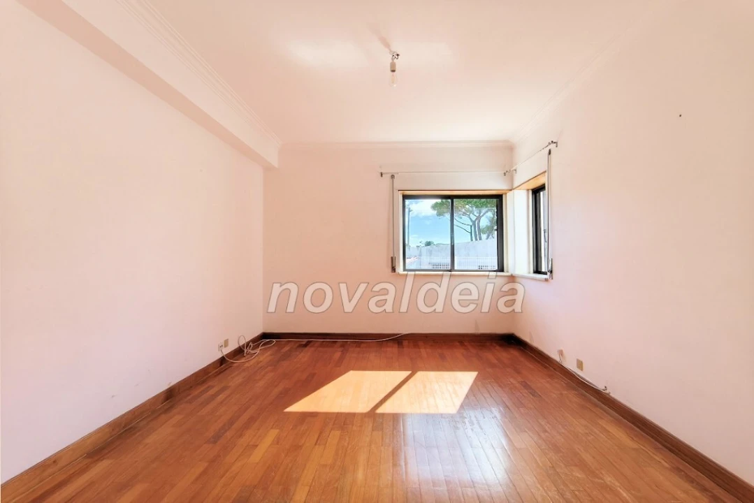 Moradia T5 para Venda em Cascais e Estoril Foto 19