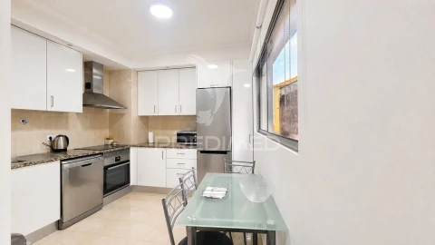 Apartamento T2 para Venda em Funchal (Santa Luzia)