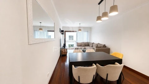 Apartamento T2 para Venda em Funchal (Santa Luzia)