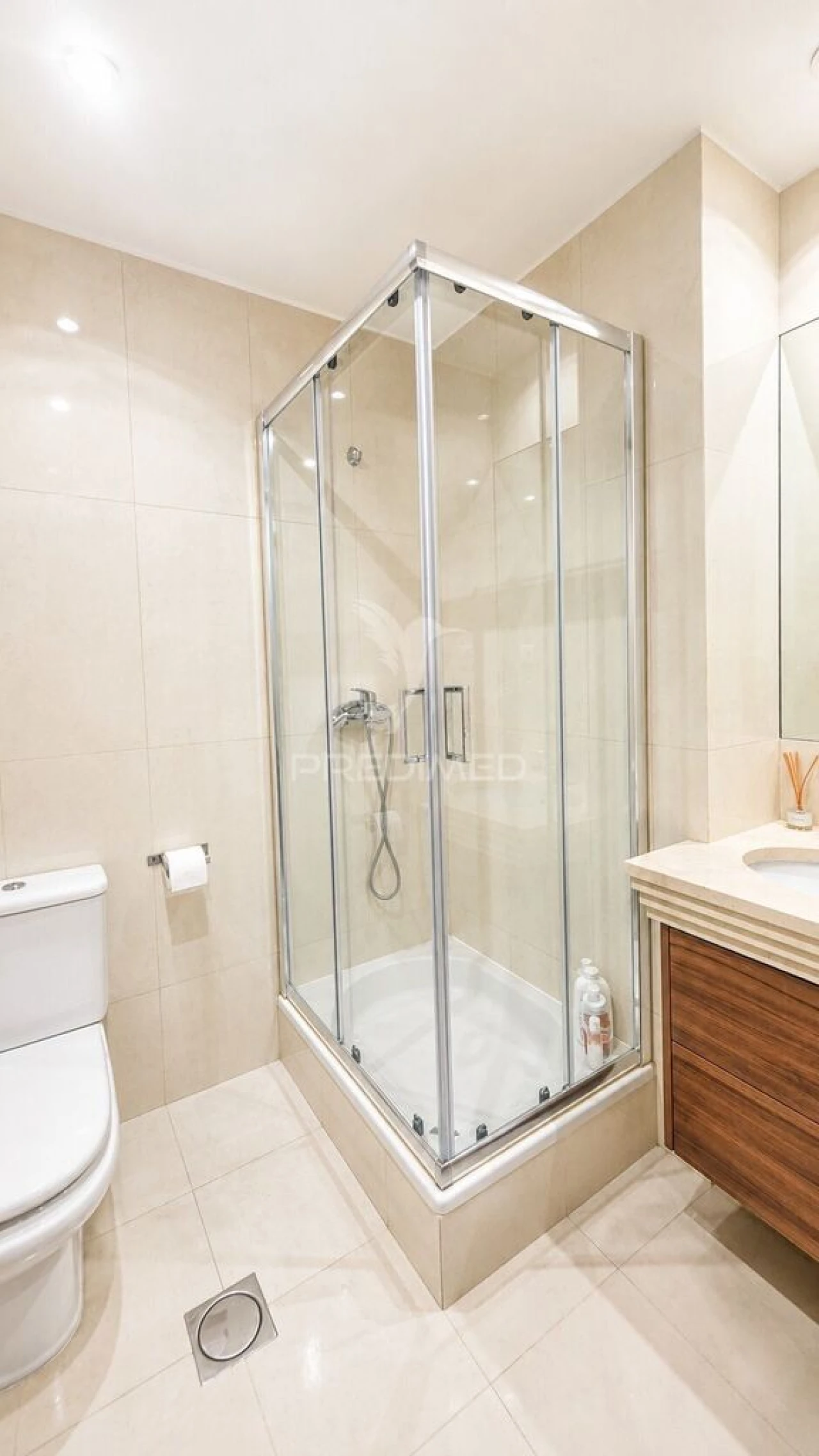 Apartamento T2 para Venda em Funchal (Santa Luzia) Foto 12
