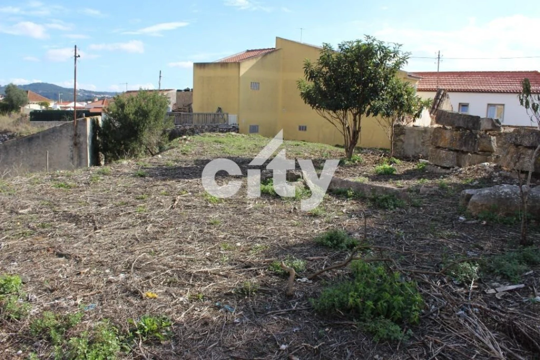 Terreno para Venda em Almargem do Bispo, Pêro Pinheiro e Montelavar Foto 1