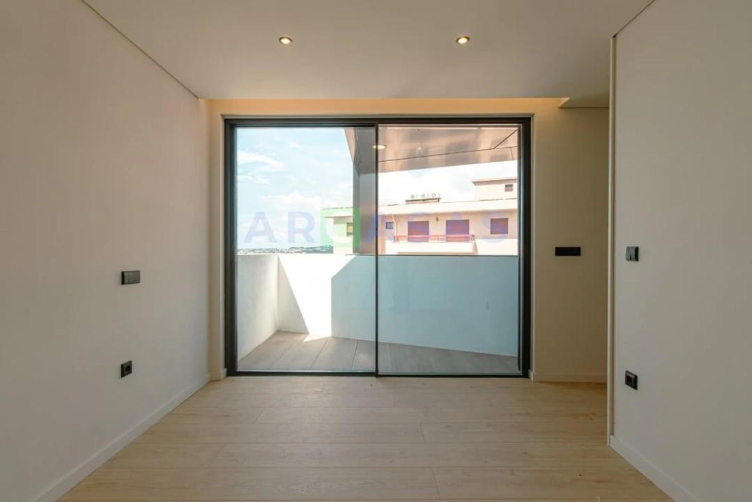 Apartamento T3 para Venda em Gondomar (São Cosme), Valbom e Jovim Foto 16