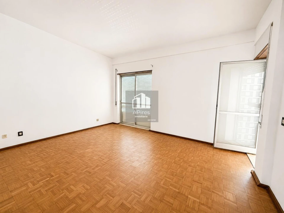 Apartamento T3 para Venda em União das Freguesias de Setúbal Foto 8