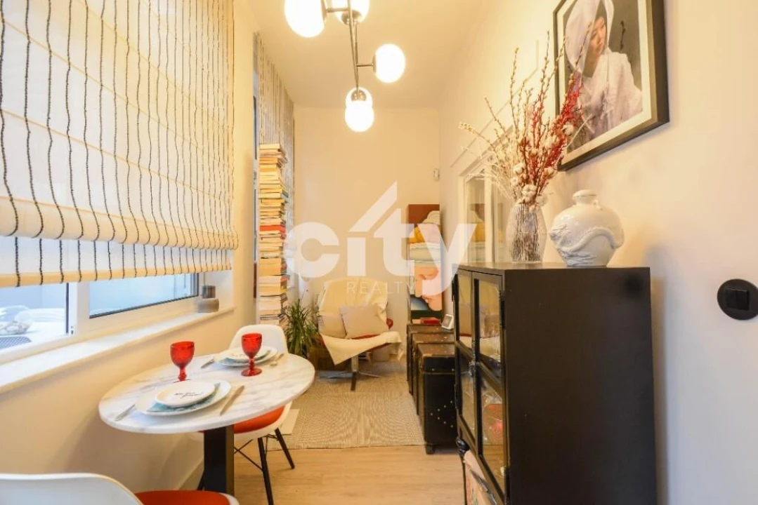 Apartamento T1 para Venda em Avenidas Novas Foto 6