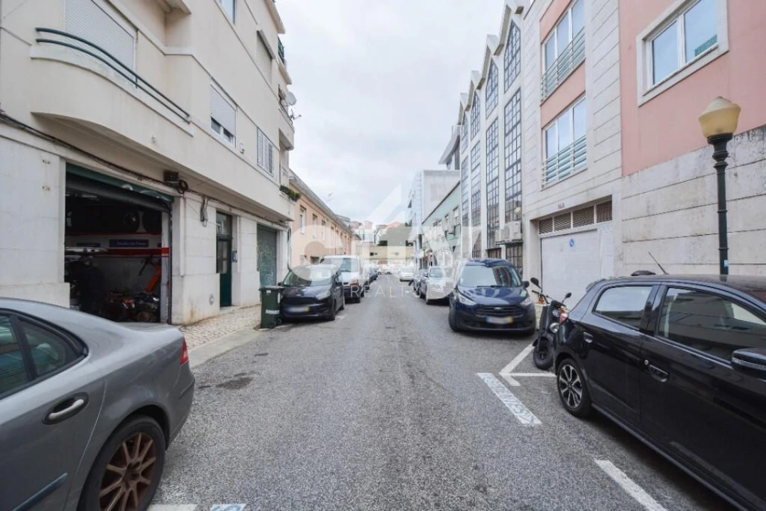 Apartamento T1 para Venda em Avenidas Novas Foto 23