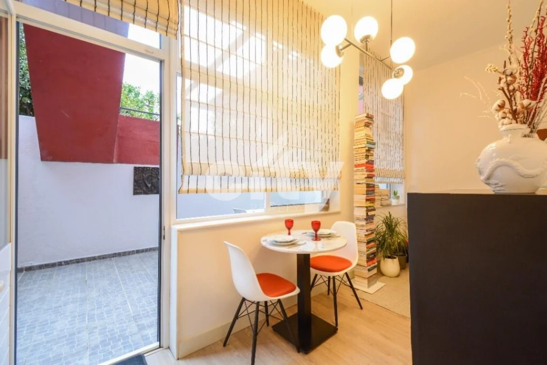 Apartamento T1 para Venda em Avenidas Novas Foto 4