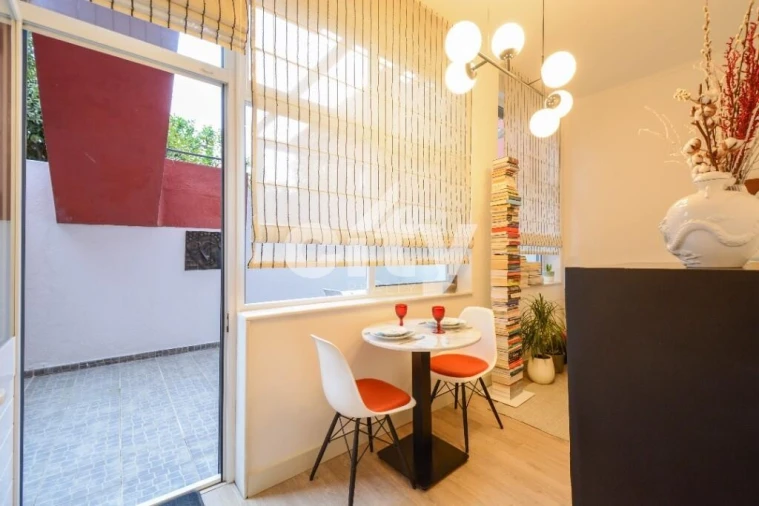 Apartamento T1 para Venda em Avenidas Novas Foto 4