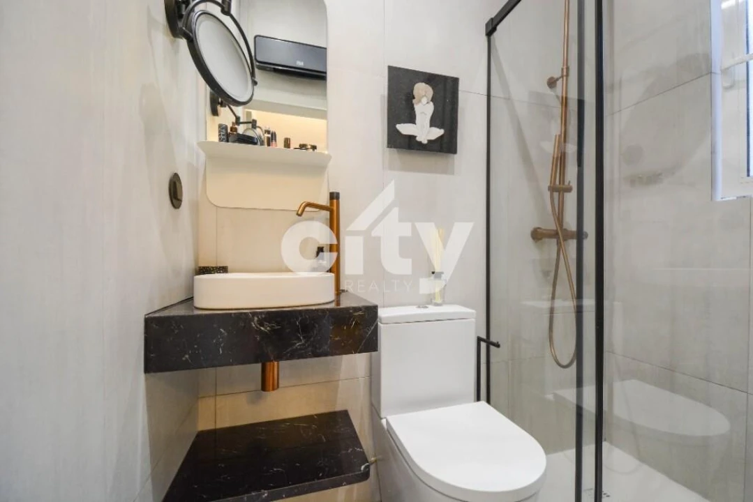 Apartamento T1 para Venda em Avenidas Novas Foto 13