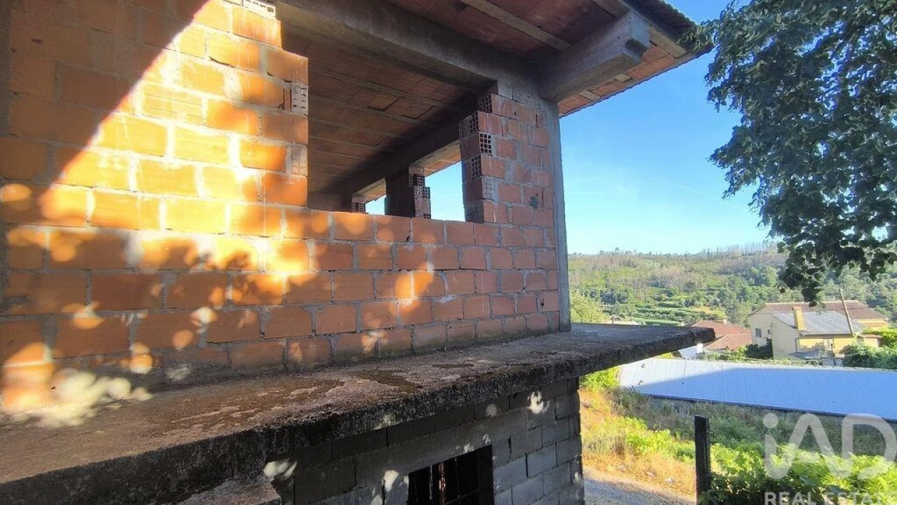 Moradia T3 para Venda em Moledo Foto 17