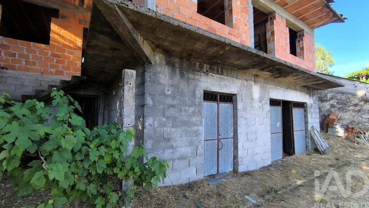 Moradia T3 para Venda em Moledo Foto 5