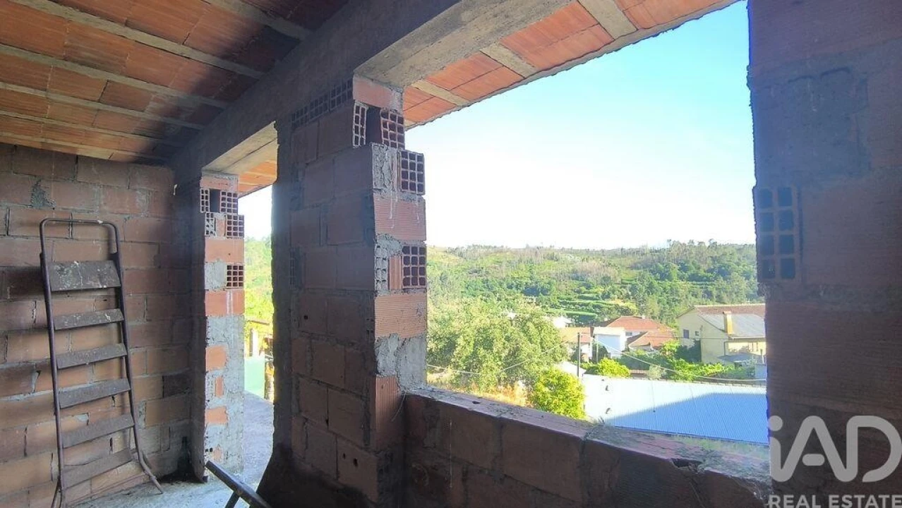 Moradia T3 para Venda em Moledo Foto 11