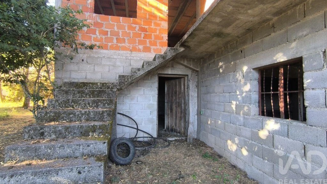 Moradia T3 para Venda em Moledo Foto 19