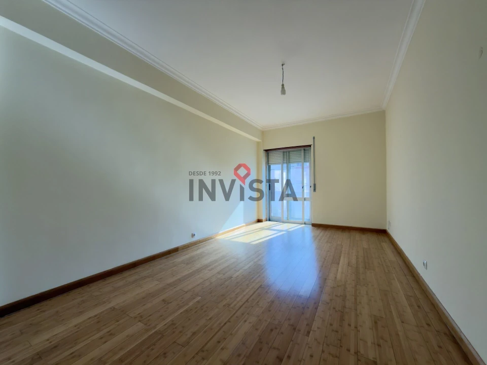 Apartamento T2 para Arrendamento em Vila Franca de Xira Foto 15