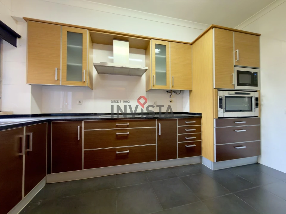 Apartamento T2 para Arrendamento em Vila Franca de Xira Foto 18