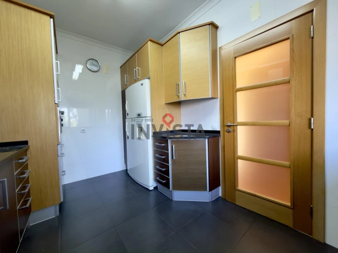 Apartamento T2 para Arrendamento em Vila Franca de Xira Foto 16