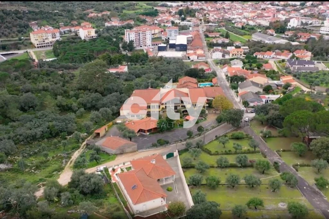 Quinta T5 para Venda em Minde Foto 4