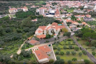 Quinta T5 para Venda em Minde