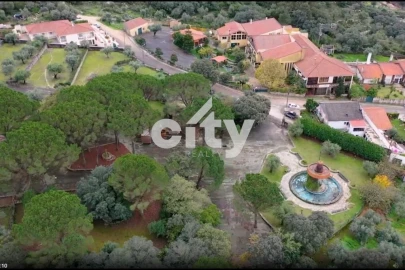 Quinta T5 para Venda em Minde