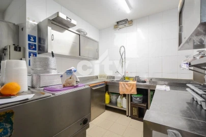 Loja para Venda em Venda do Pinheiro e Santo Estêvão das Galés