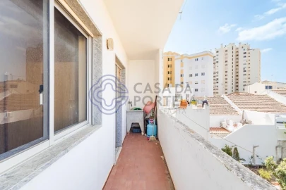 Apartamento T3 para Venda em Portimão