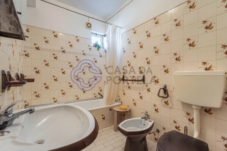 Apartamento T3 para Venda em Portimão Foto 18