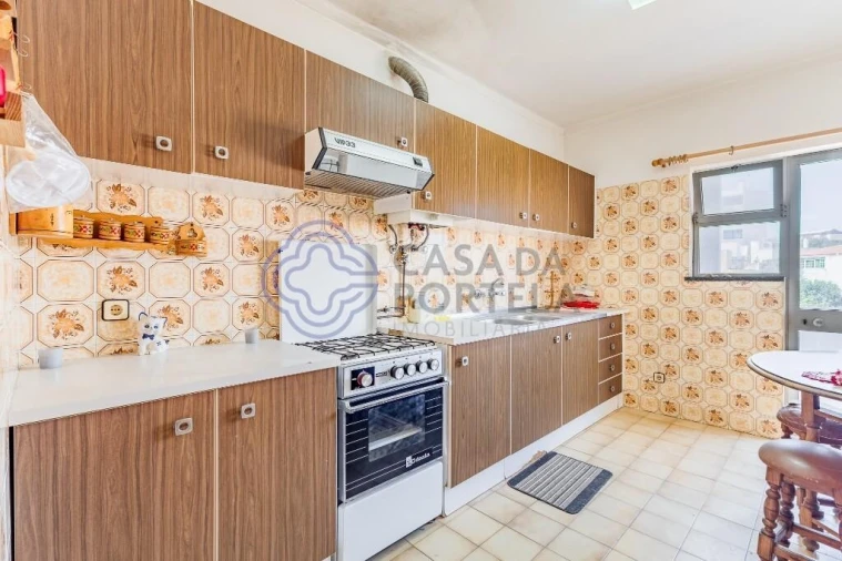 Apartamento T3 para Venda em Portimão Foto 5