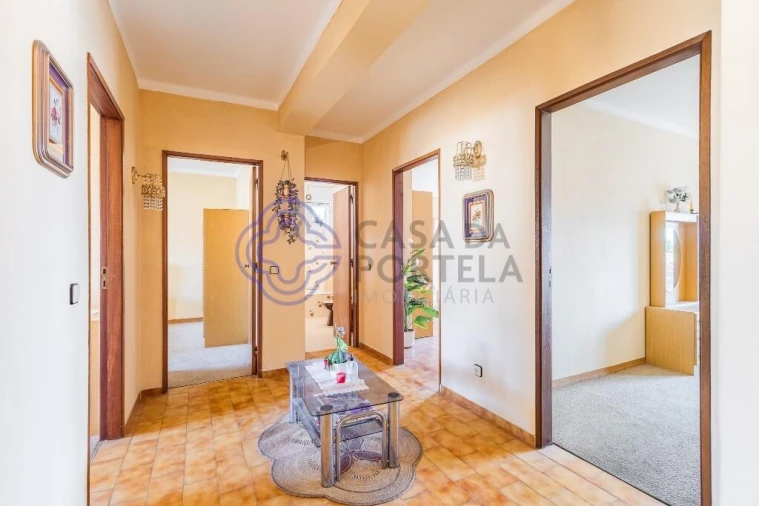 Apartamento T3 para Venda em Portimão Foto 2