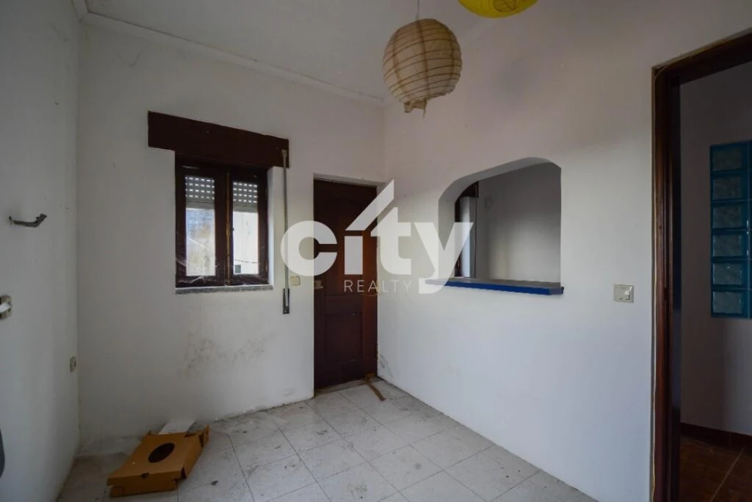 Apartamento T2 para Venda em Montargil Foto 5