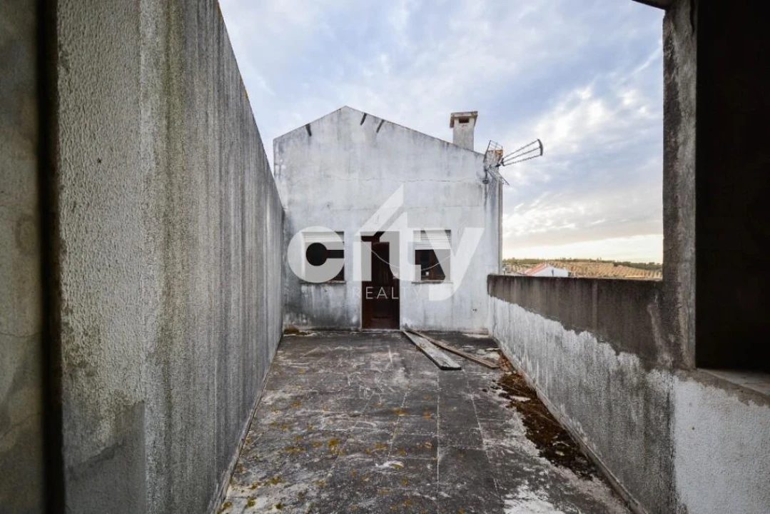 Apartamento T2 para Venda em Montargil Foto 12