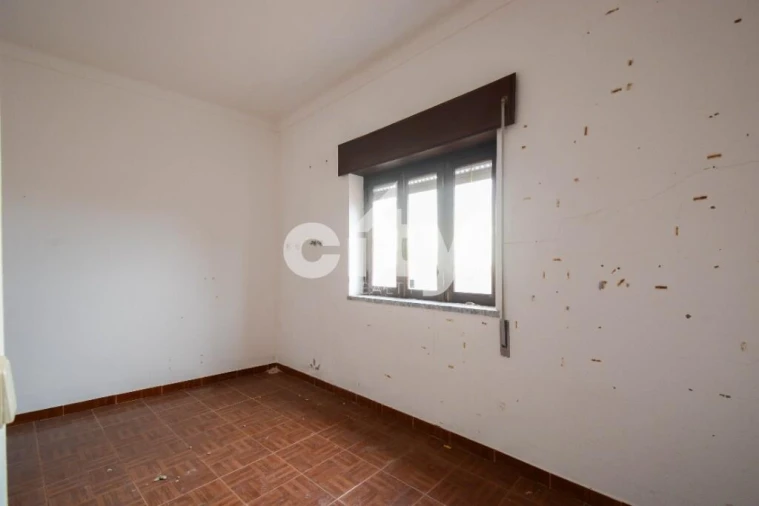 Apartamento T2 para Venda em Montargil Foto 8